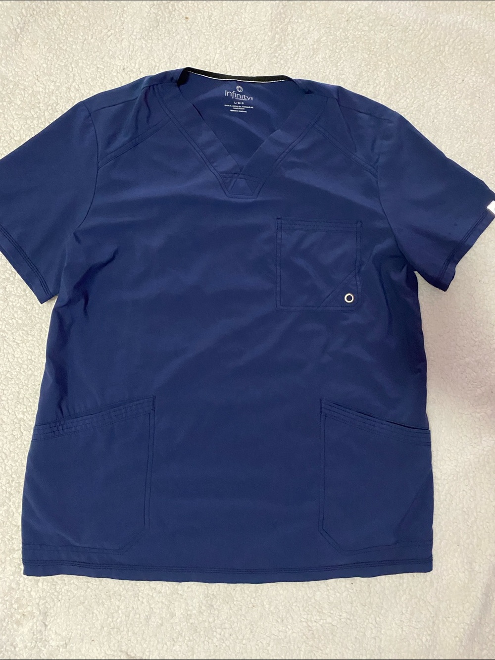 Infinity by Cherokee Men's size large Short Sleeve V-Neck Navy scrub top shirt